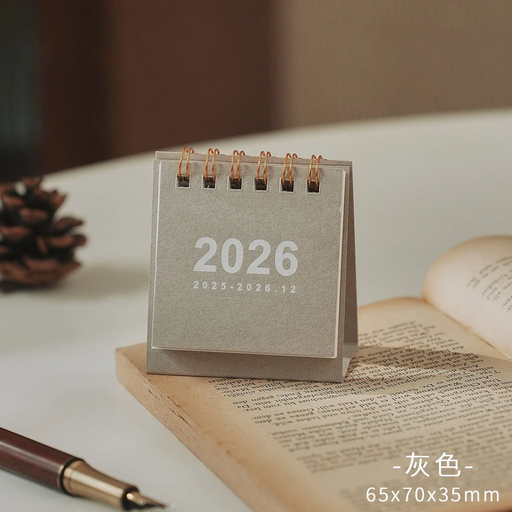 Benkyo Studios // Mini Calendar