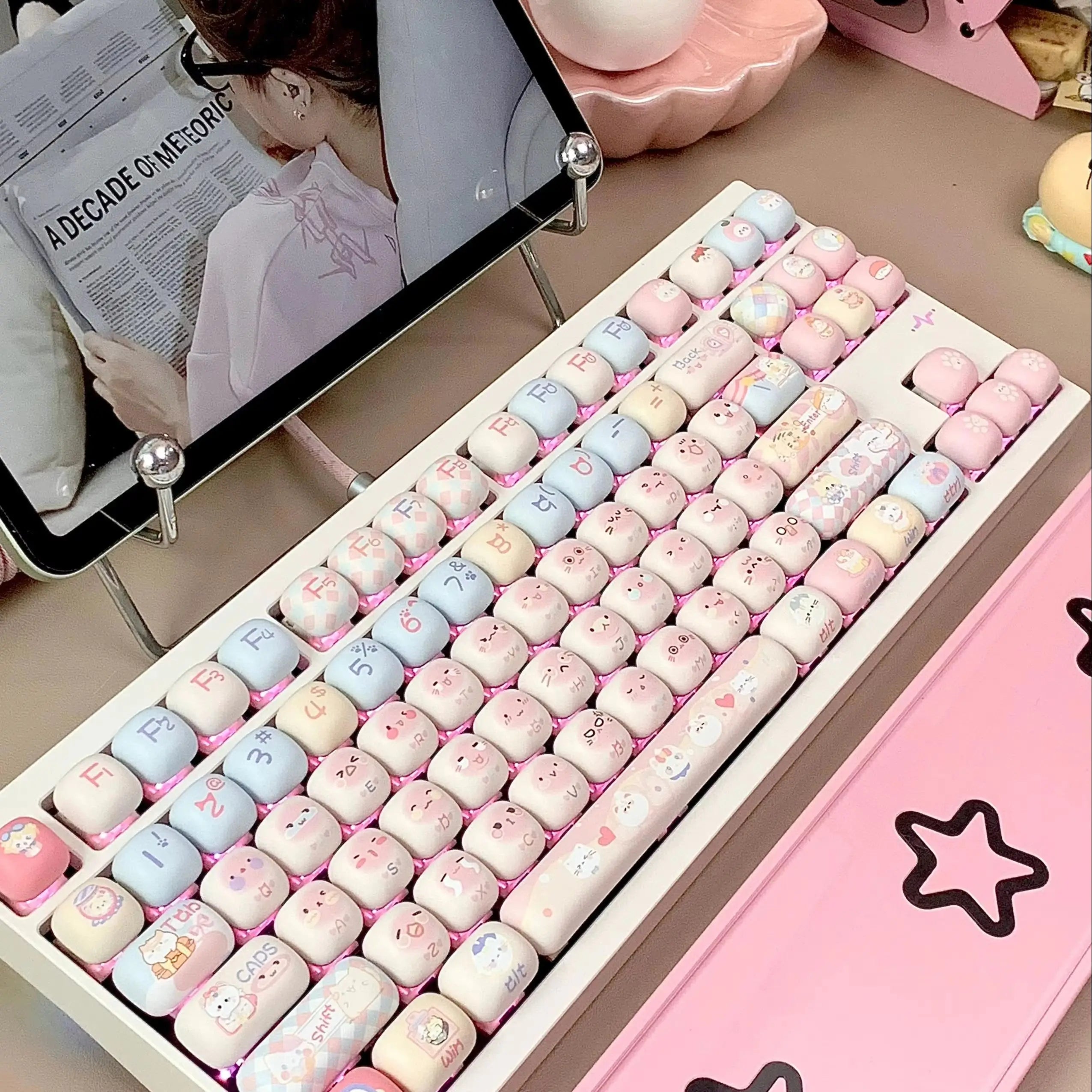 Benkyo Studio // Handpainted Kawaii Pastel Keycaps (140 key)