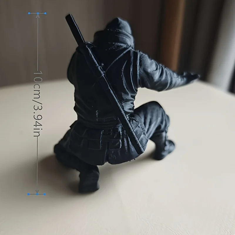Benkyo Studio // Samurai Pen Holder