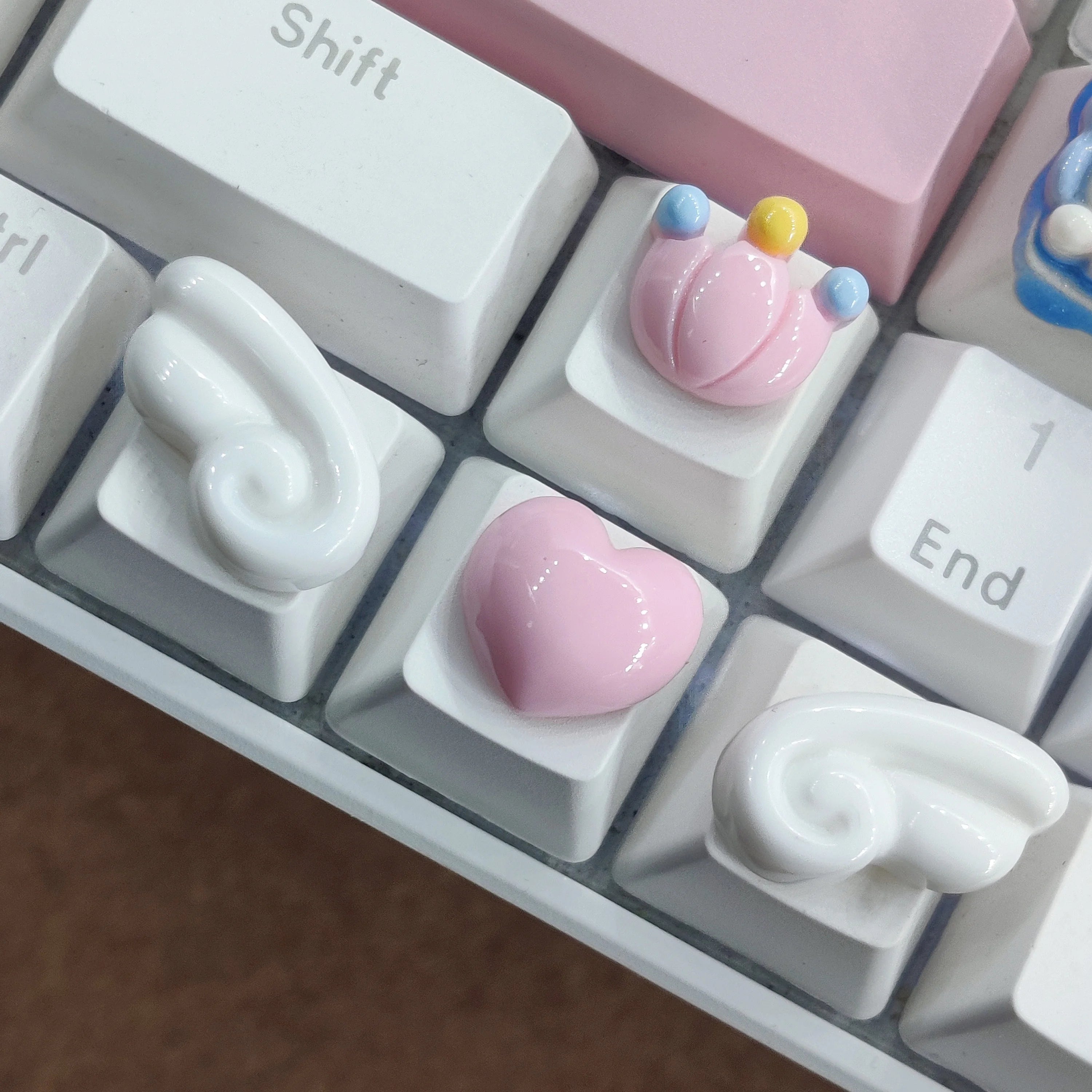 Benkyo Studio // Kawaii Keycaps Hearts 'n' Paws
