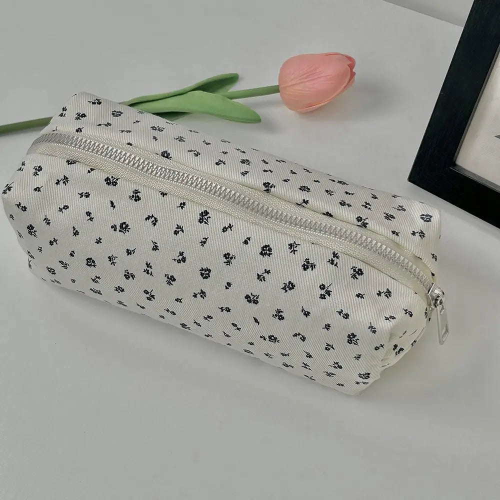 Benkyo Studios // Pencil Case Ohana