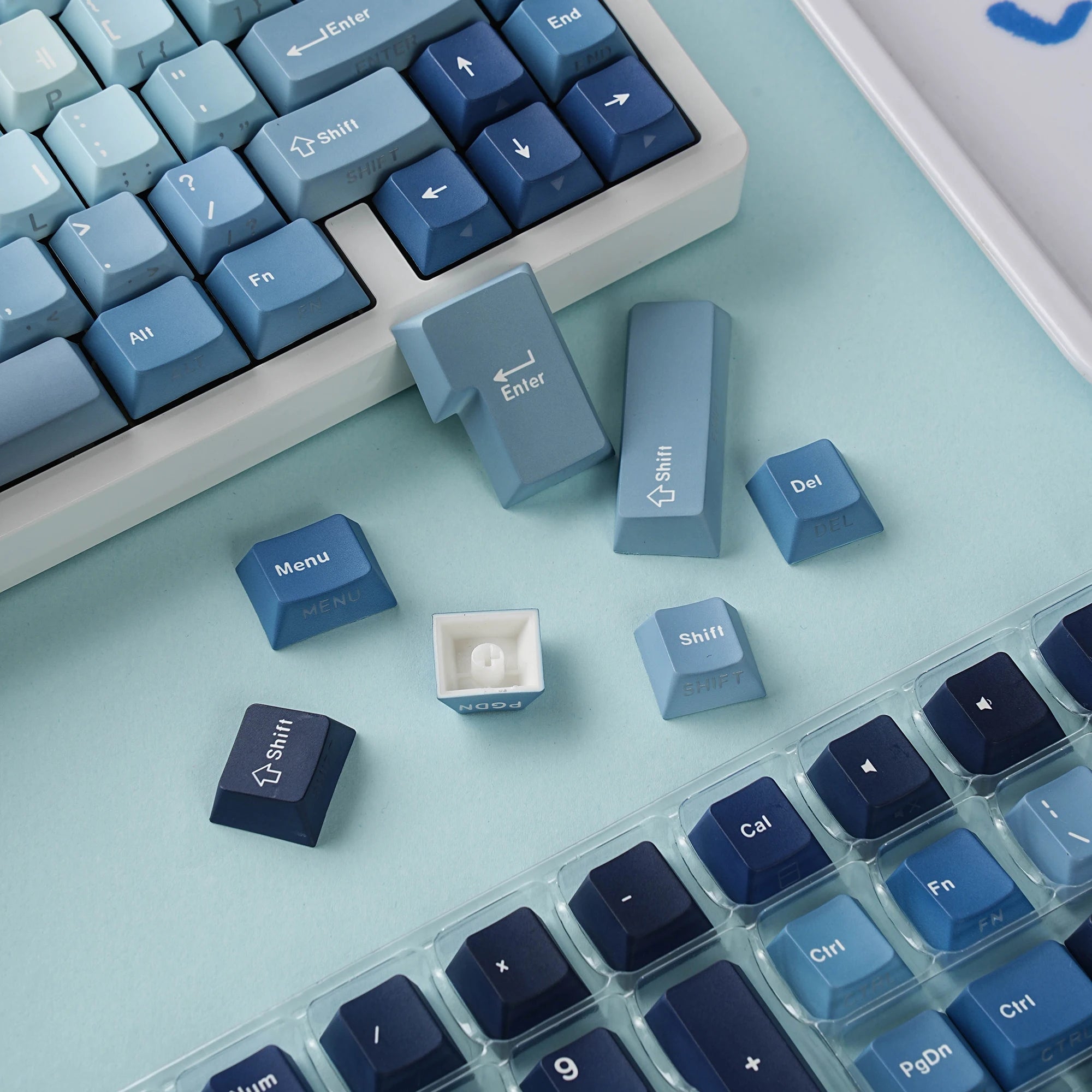 Benkyo Studio // Ocean Gradient Creamy Keycaps (130 Key)