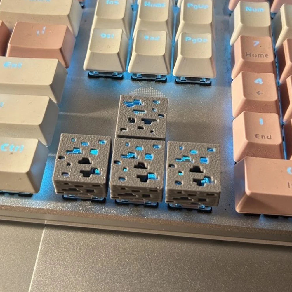 Benkyo Studio // 4-pack Gaming Custom Keycaps