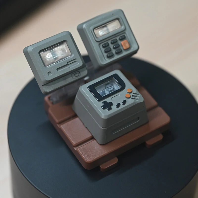 Benkyo Studio // Retro Console Keycaps (3-pack)