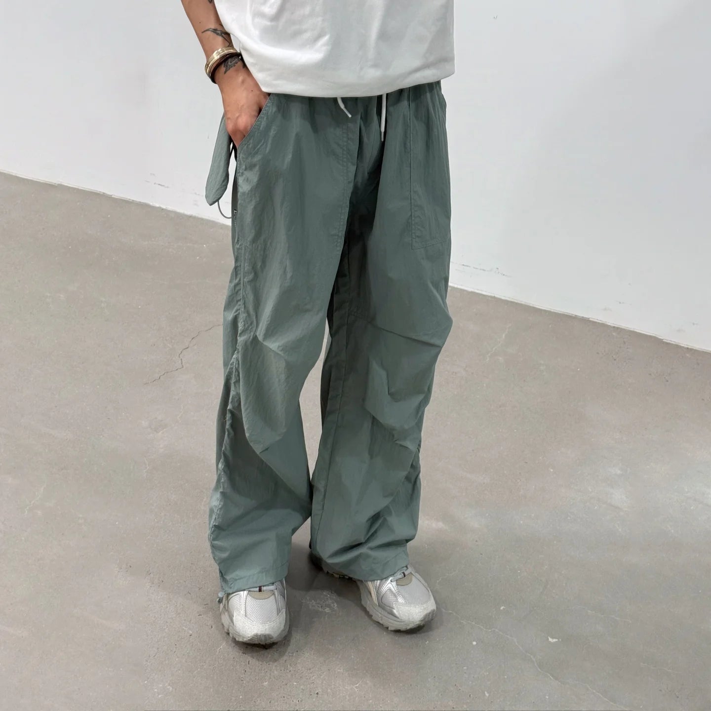 Benkyo Studio // High-Quality Lightweight Japanese Outdoor Work Trousers