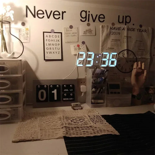 Benkyo Studio // 3D LED Digital Clock