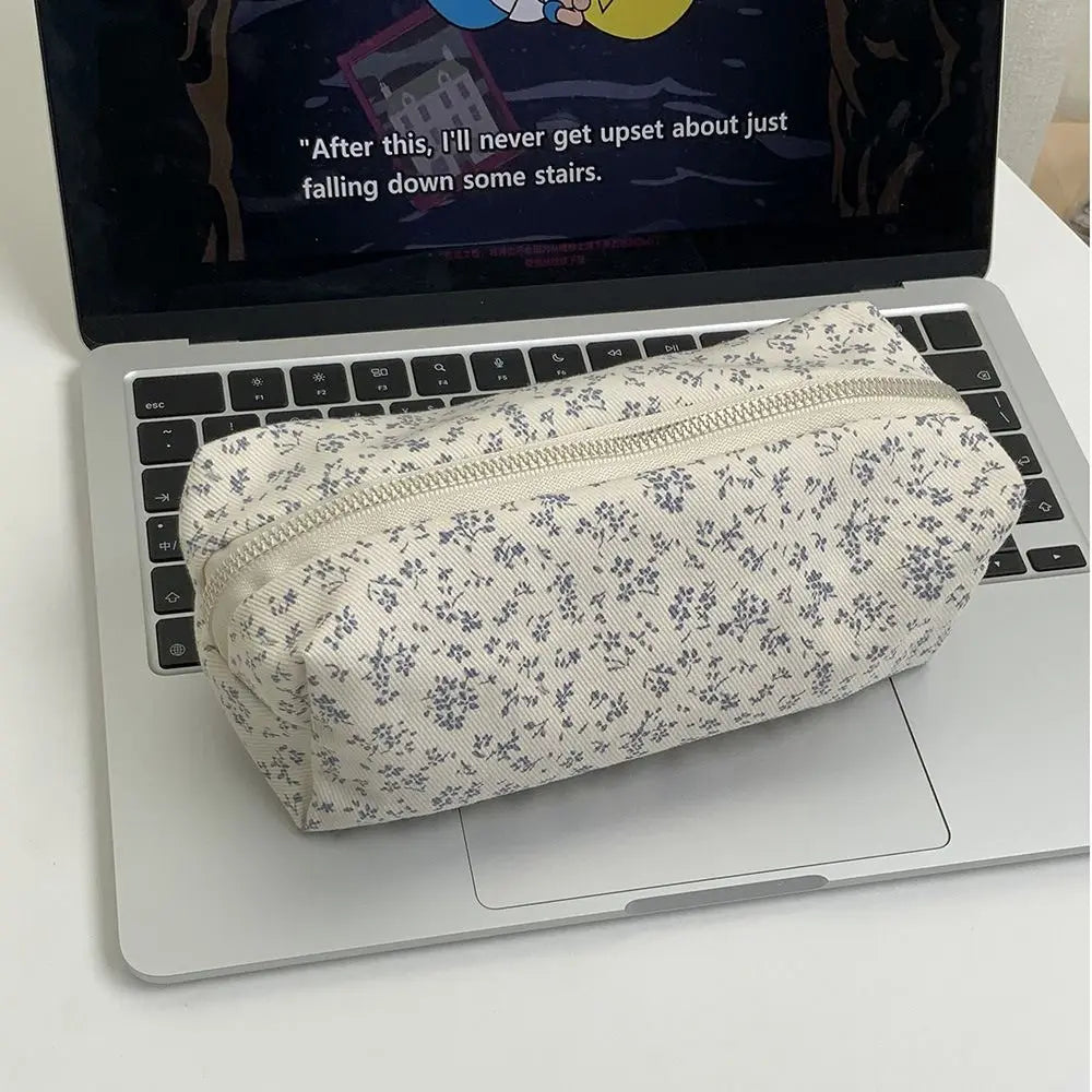 Benkyo Studios // Pencil Case Ohana